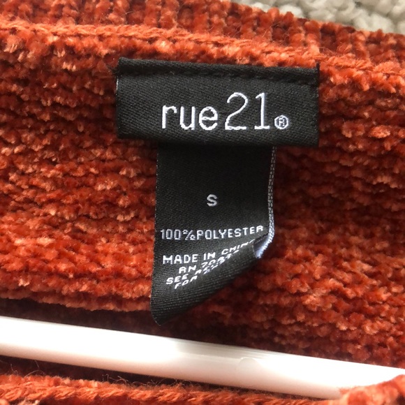 burnt orange super soft sweater - Picture 2 of 3